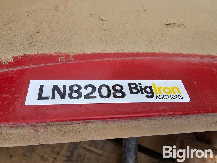 new-holland-tv140-image-17