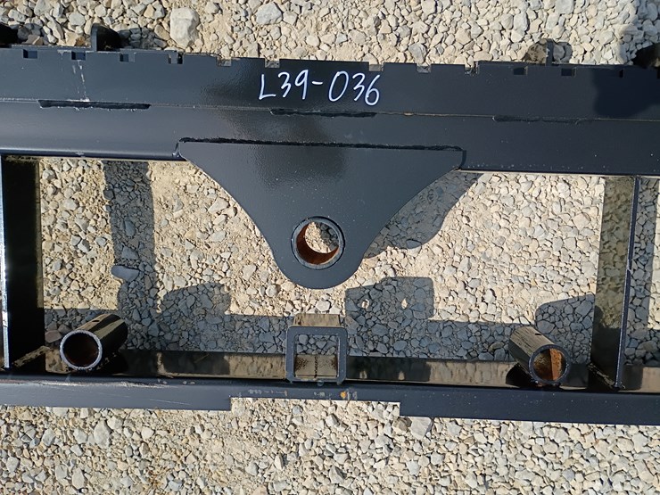 #l39-036-•-wolverine-multipurpose-frame-skid-steer-attachment-image-6