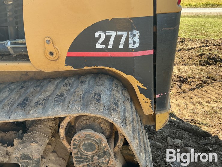 2004-caterpillar-277b-image-9