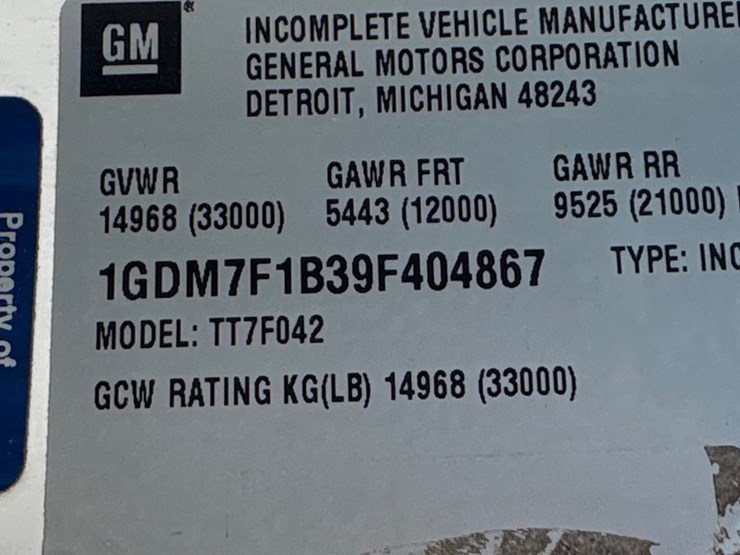 2009-gmc-t7500-image-16