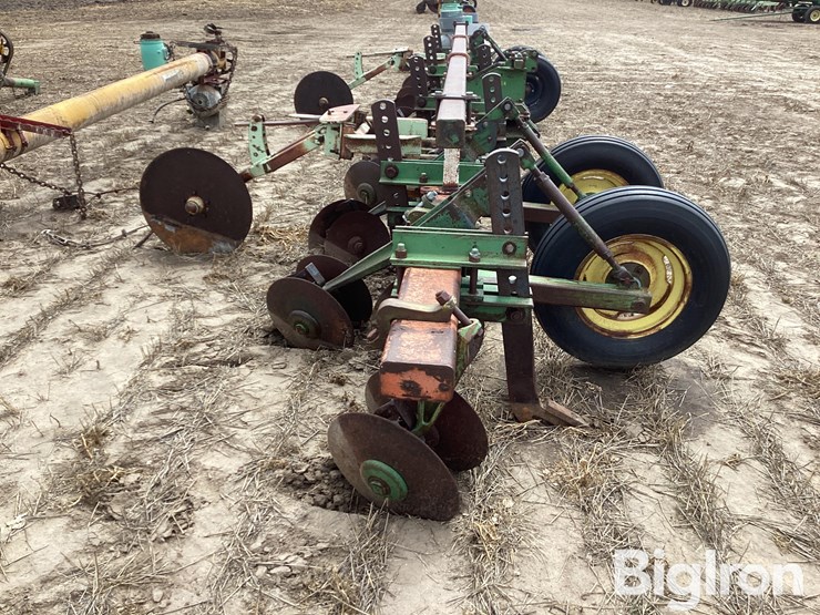john-deere-28-image-4