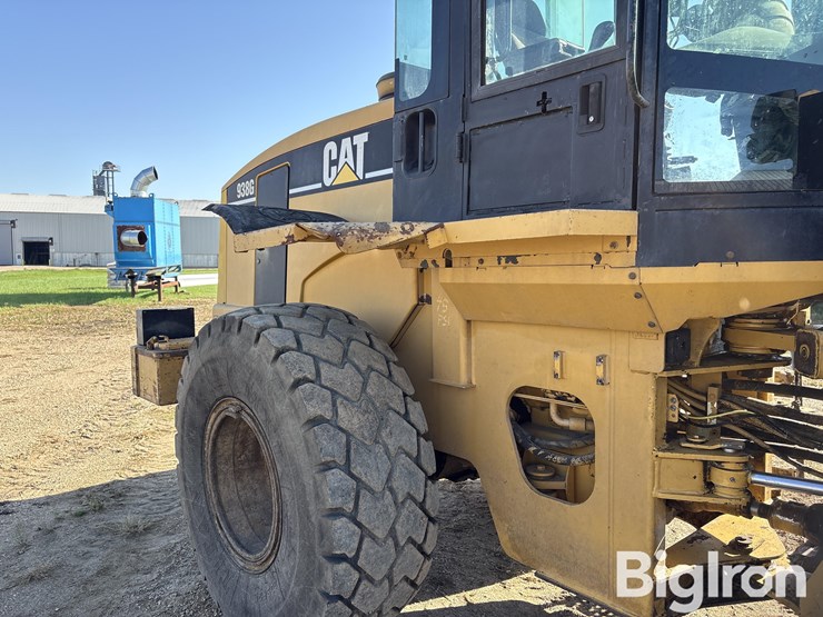2002-caterpillar-938g-image-11
