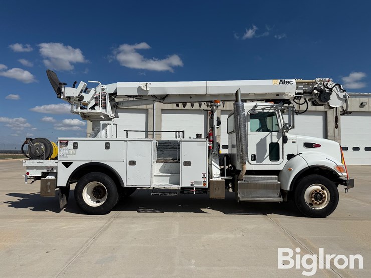 2016-peterbilt-337-image-8