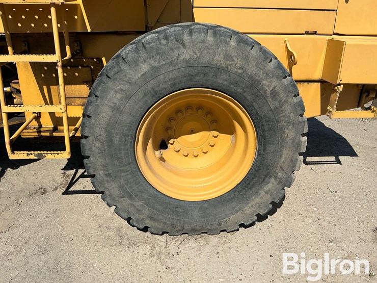 1992-deere-444e-image-20
