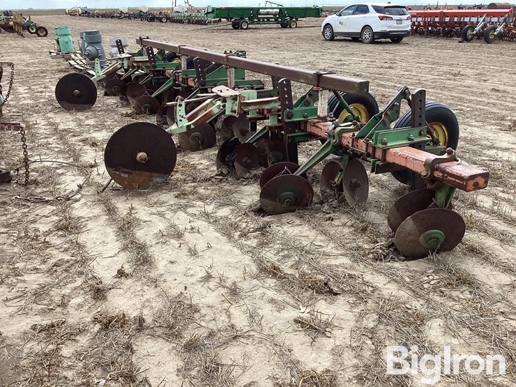 john-deere-28-image-5