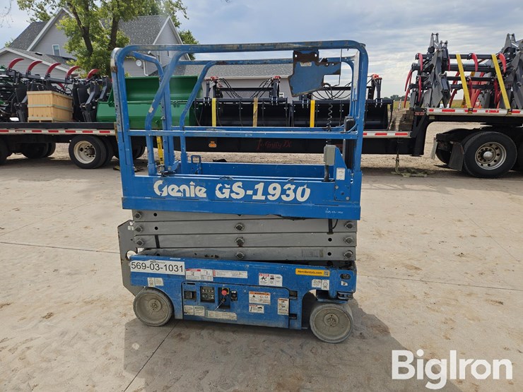2016-genie-gs1930-image-4