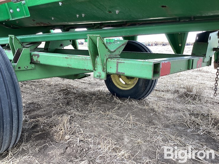 2014-john-deere-1253a-image-13