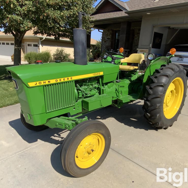 1971 JOHN DEERE 1020