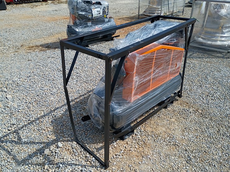 #l39-009-•-40-gallon-2-stage-truck-mounted-air-compressor-image-4