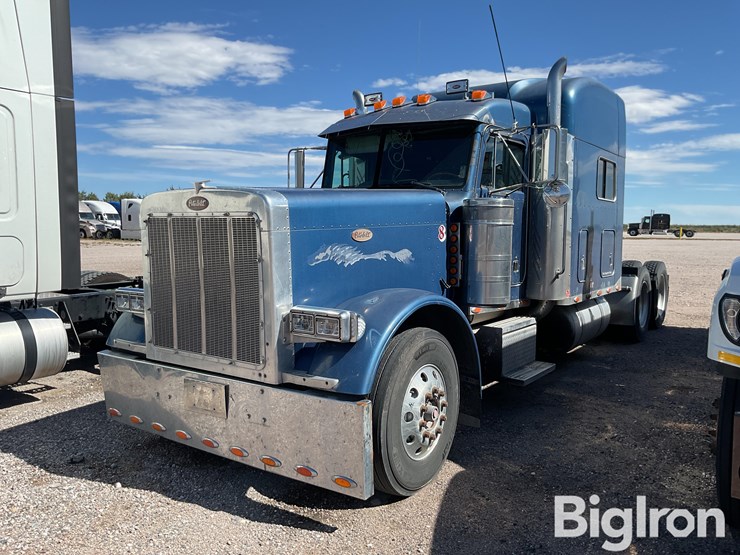 2000-peterbilt-379-image-1