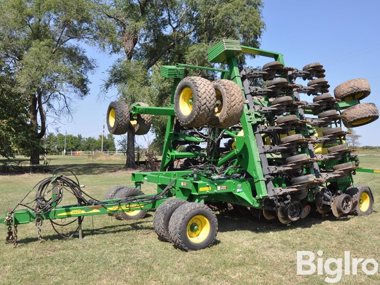 john-deere-1990-image-1