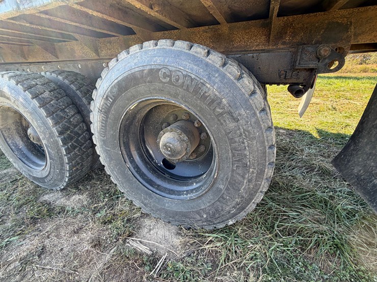 #29388-•-military-tandem-axle-dump-truck-image-9