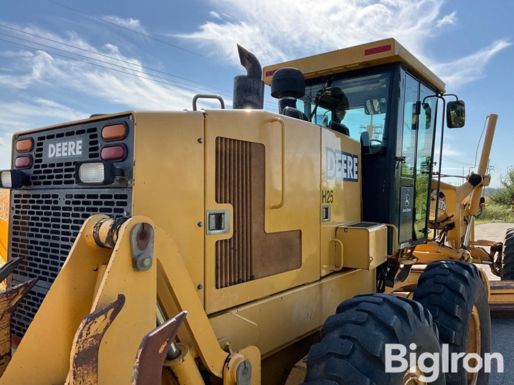 2002-deere-772ch-image-17