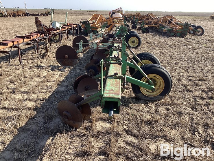 john-deere-30-image-4