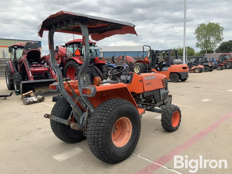 2010-kubota-l2800f-image-5