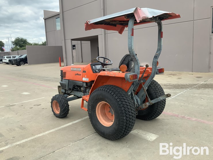 2010-kubota-l2800f-image-7