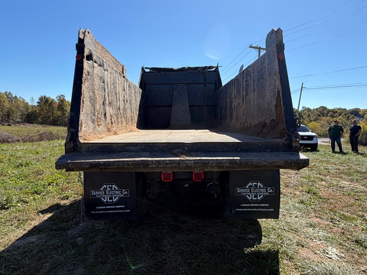 #29388-•-military-tandem-axle-dump-truck-image-6