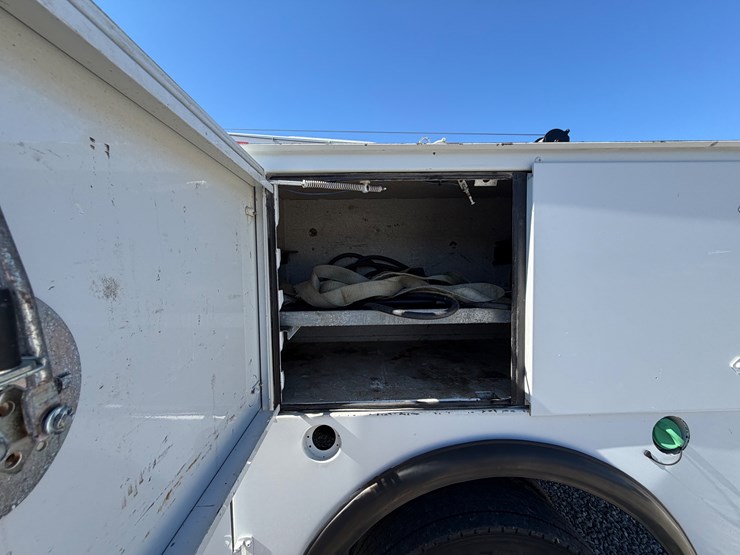 2017-ford-f450-xl-image-17