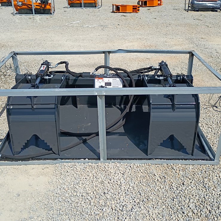 #L39-022 • Wolverine Grapple Bucket Skid Steer Attachment