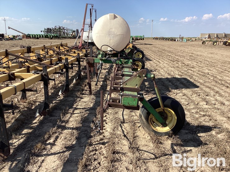 john-deere-26-image-4