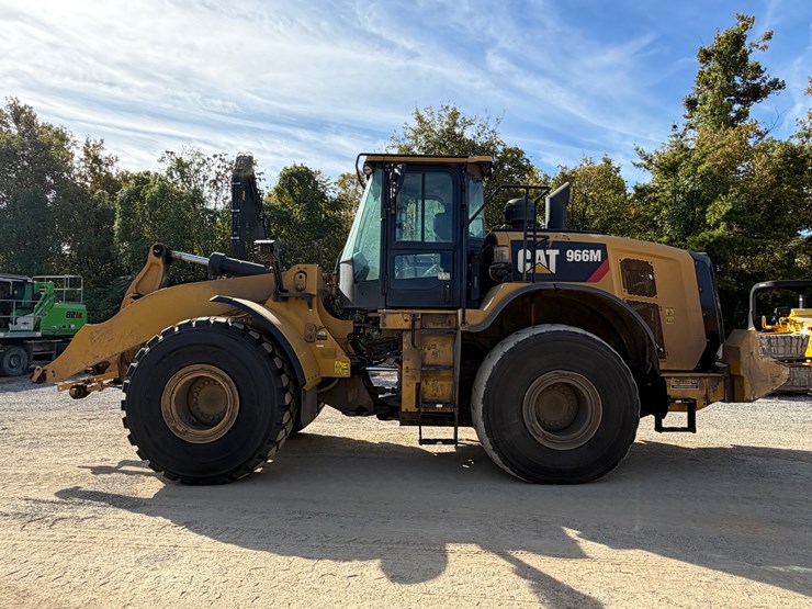 caterpillar-966m-image-8
