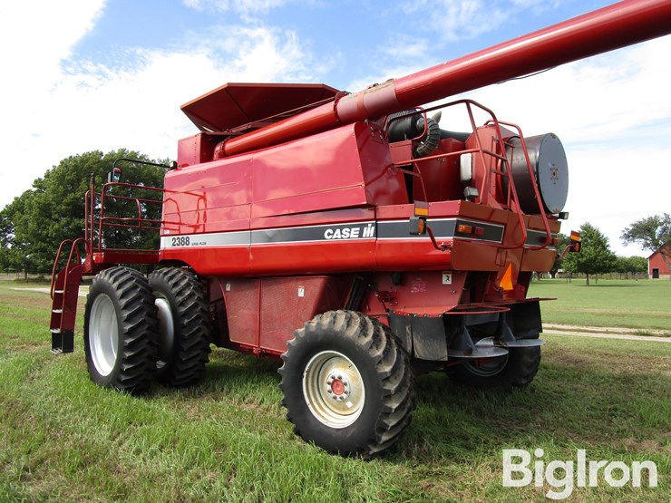 2001-case-ih-2388-image-5