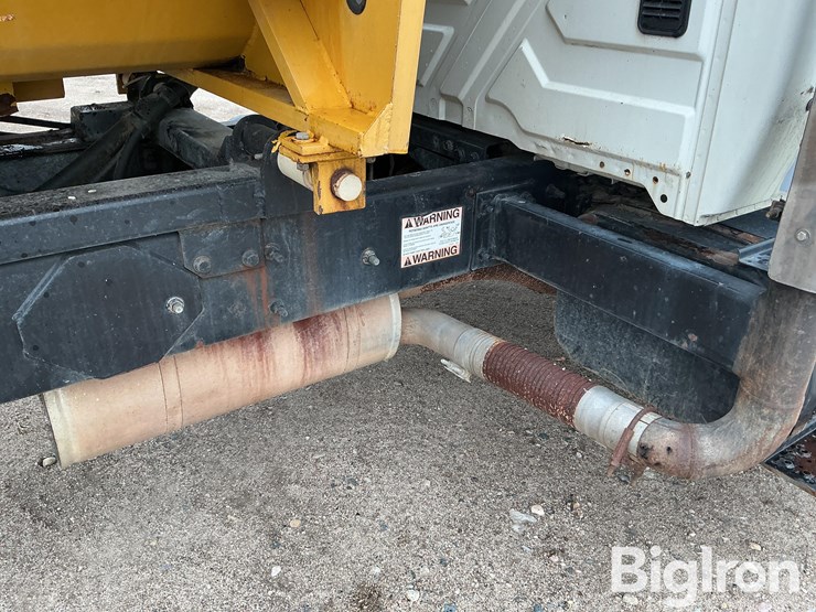 2002-international-durastar-4400-image-14