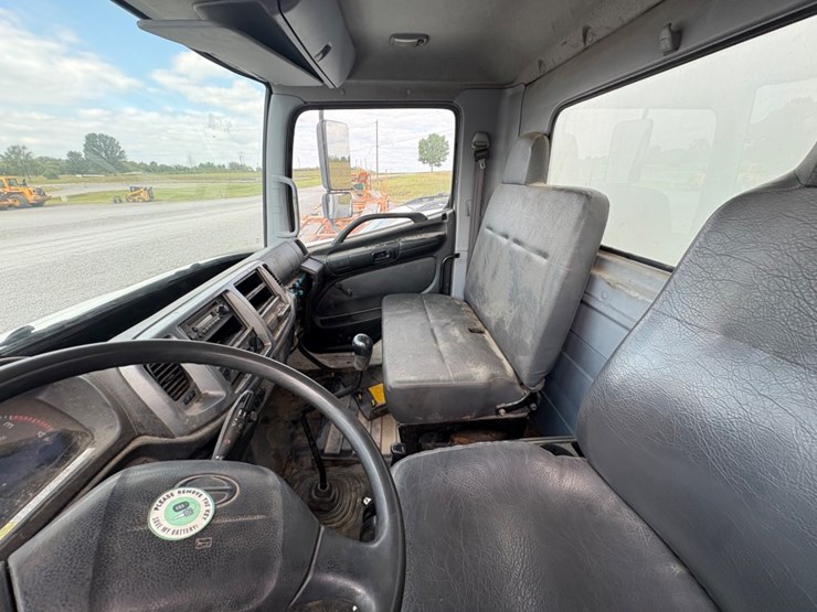 #29361-•-2009-hino-single-axle-box-truck-image-10