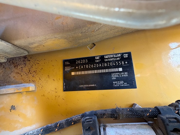 caterpillar-262d3-image-27