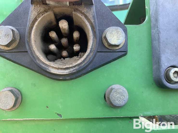2011-john-deere-9530-image-11