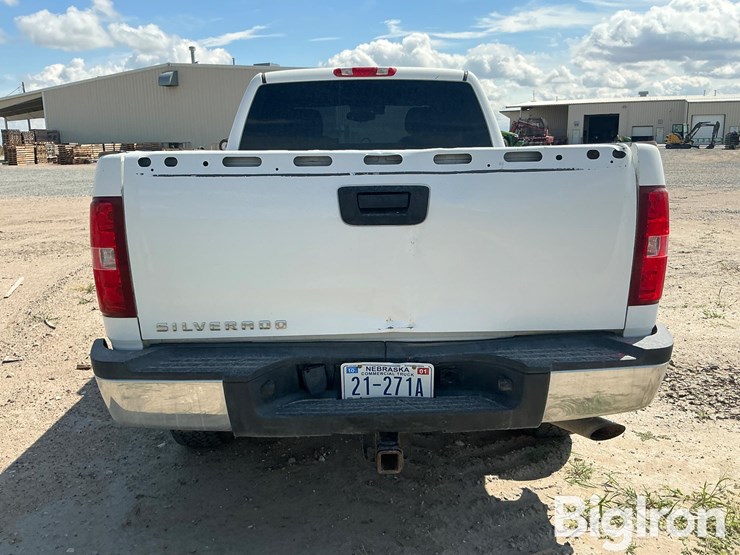 2008-chevrolet-silverado-2500-image-6