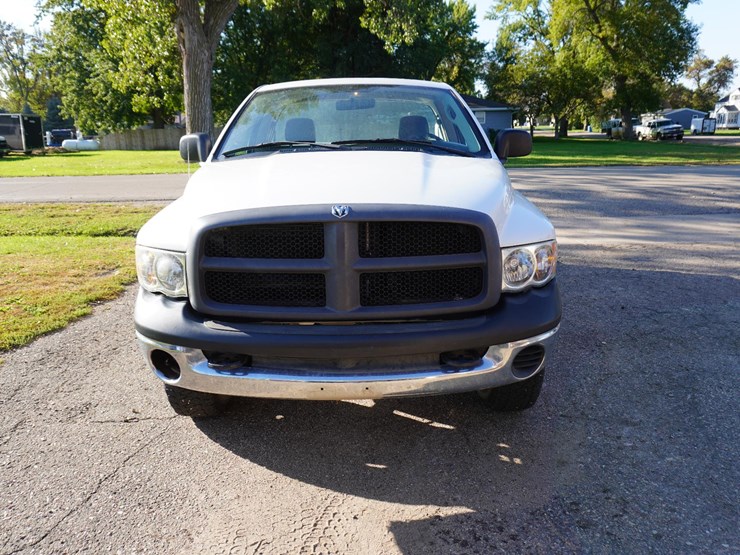 2005-dodge-ram-2500-image-2