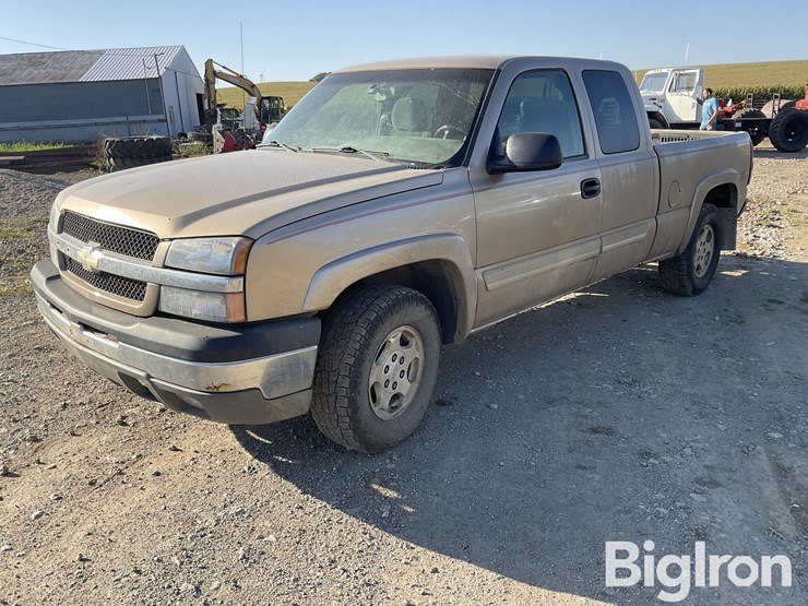 2004-chevrolet-silverado-1500-image-1