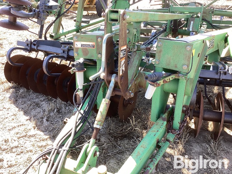john-deere-726-image-15