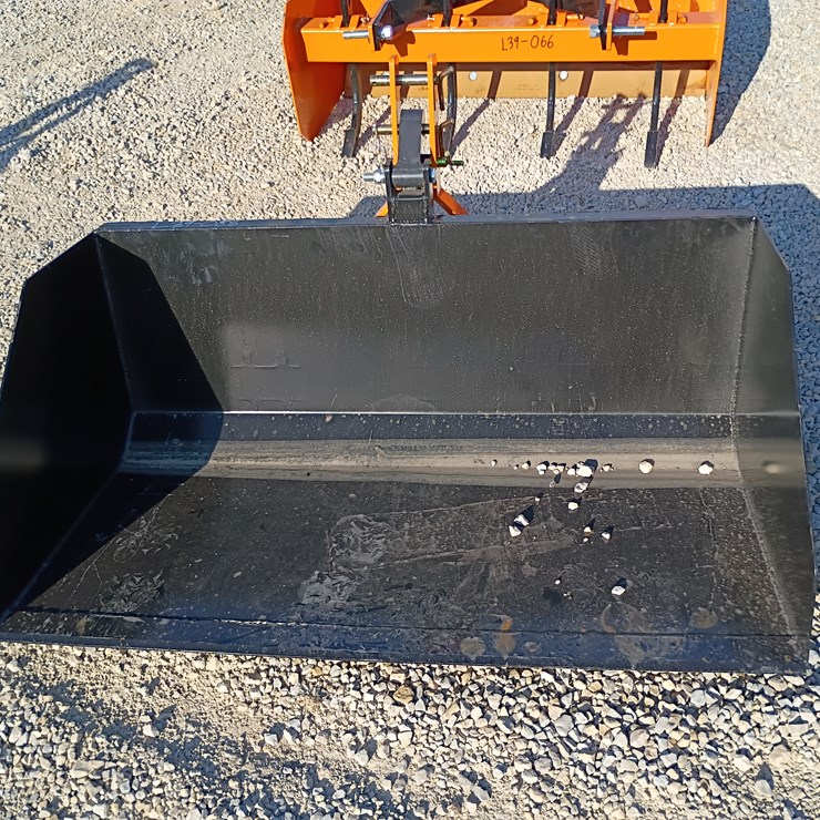 #L39-088 • Wolverine 3-point 47" Bucket
