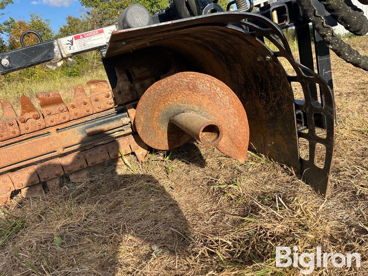 2019-john-deere-27-image-13
