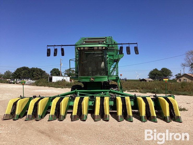 2005-john-deere-7460-image-2