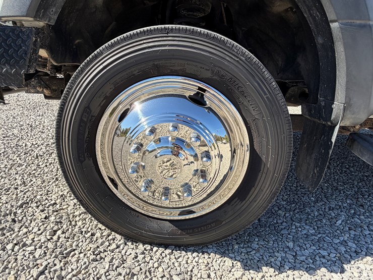 2017-ford-f450-xl-image-11