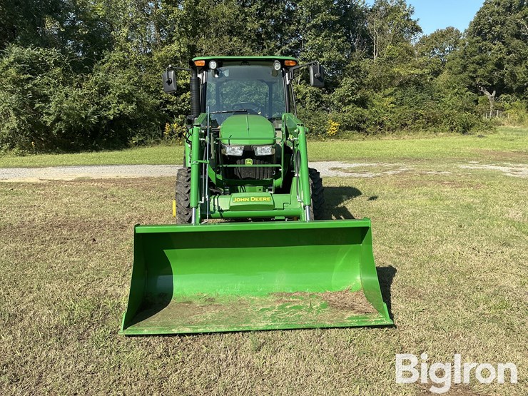 2022-john-deere-5075e-image-2