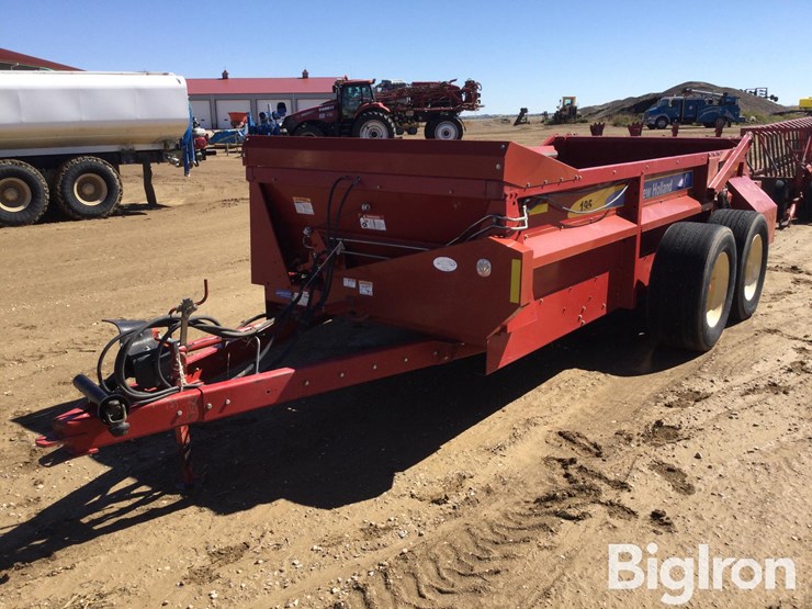 2015-new-holland-195-image-1