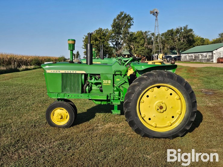 1961-john-deere-3010-image-8