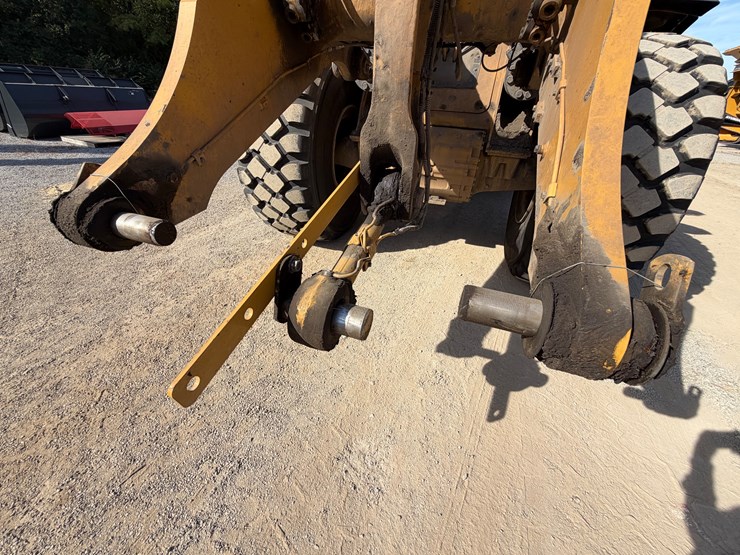 caterpillar-966m-image-29