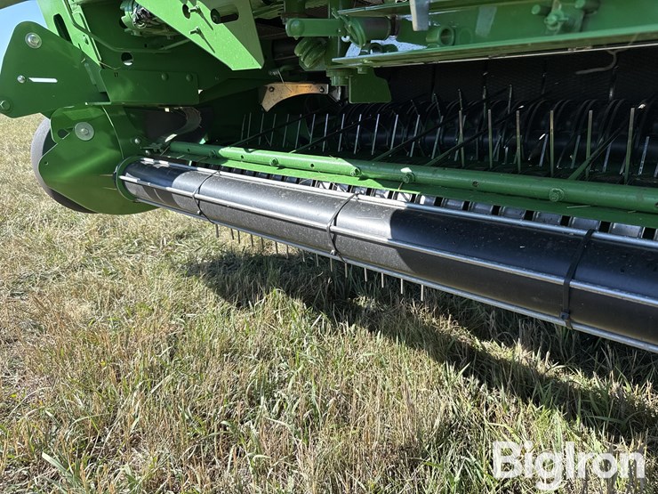 2022-john-deere-560m-image-19