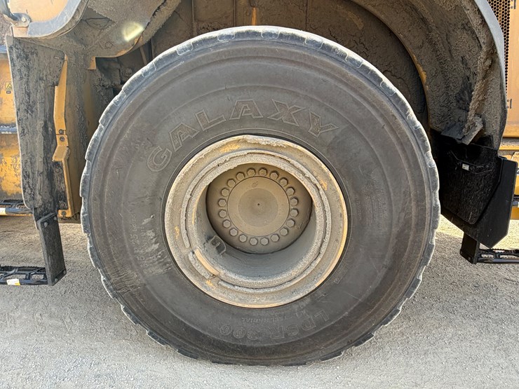 caterpillar-966m-image-9