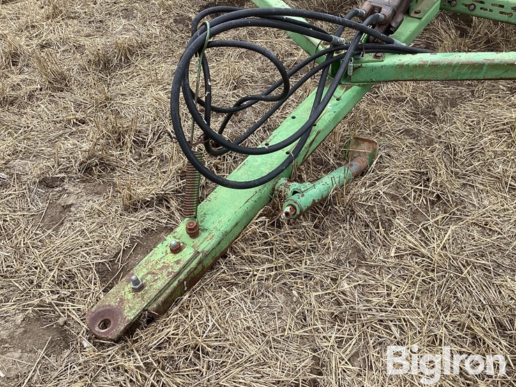john-deere-8300-image-9