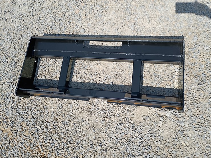 #l39-034-•-wolverine-pallet-fork-frame-skid-steer-attachment-image-6