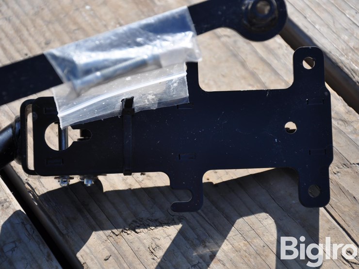 john-deere-extended-monitor-bracket-image-3