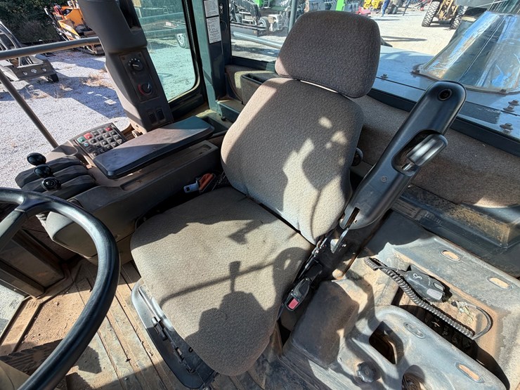 deere-724k-image-34