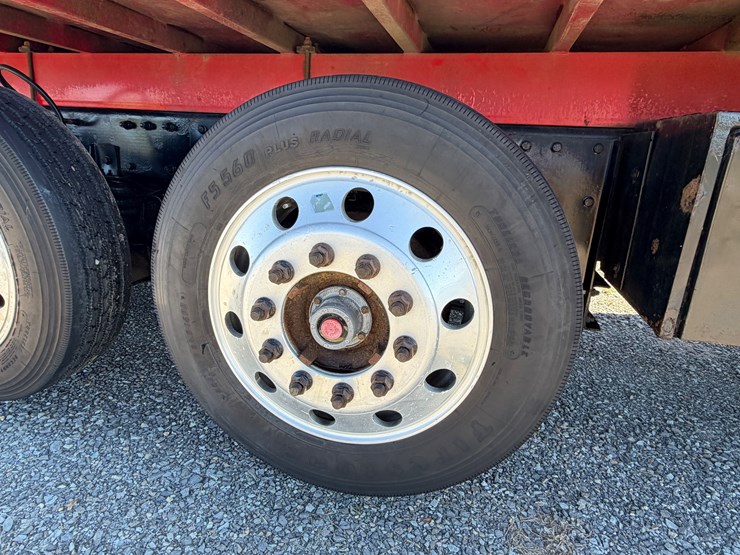 #29386-•-peterbilt-quad-axle-flatbed-truck-image-22