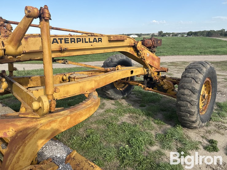 caterpillar-12-image-17